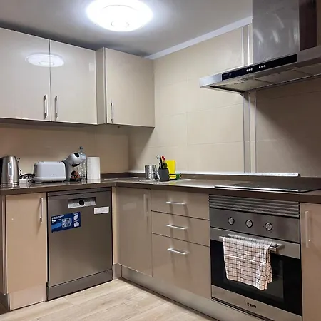 Duplex Parque Santiago-2 شقة